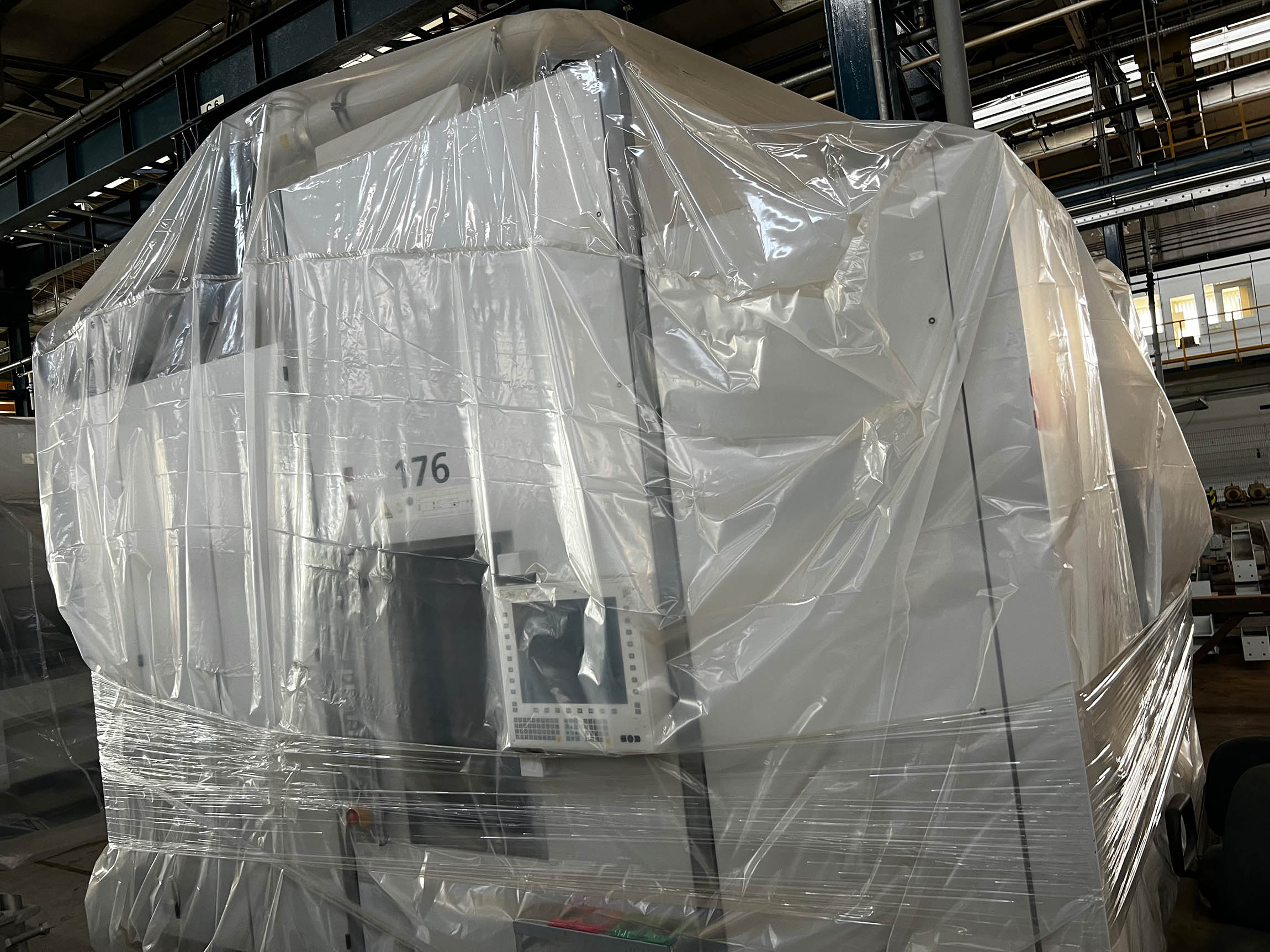 SW BA W08-22 5-Achsen-Doppelspindel-Bearbeitungszentrum BA2410, gebraucht