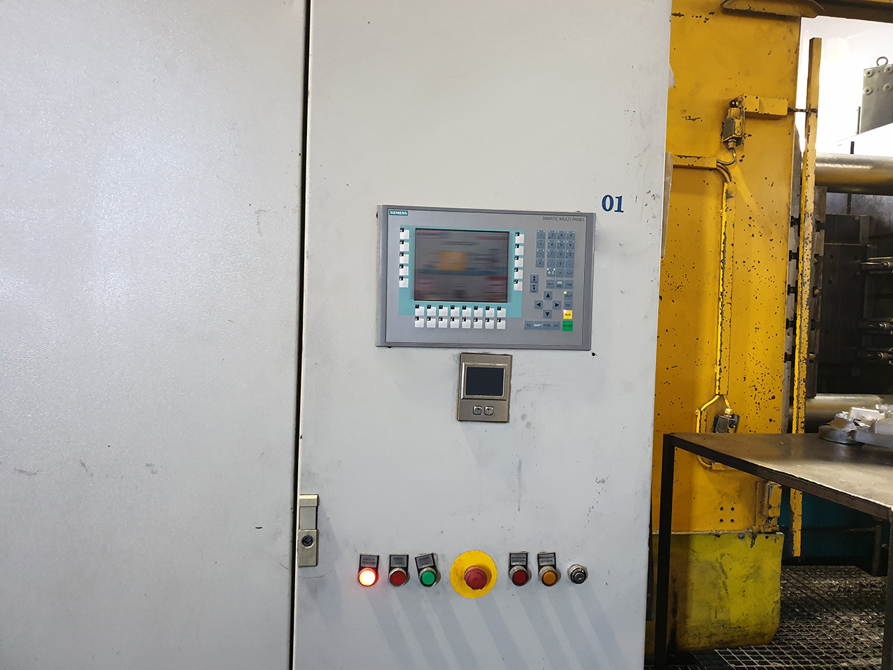 Triulzi CASTMATIC 1100 Kaltkammer Druckgießmaschine KK1563, gebraucht