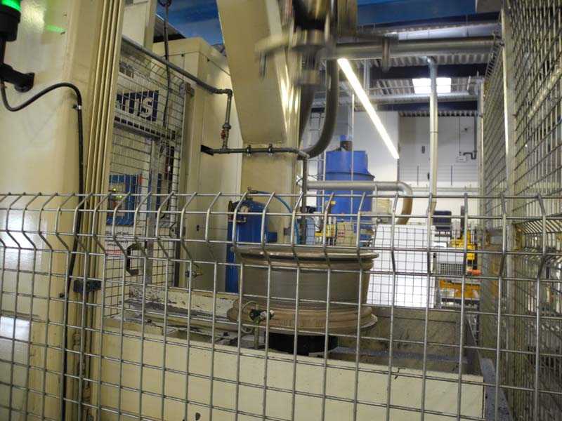 7d89ec41e02df9419615bcdf39bca275 Maus Bohr- und Drehzentrum für Aluminium-Felgen Linie 5, gebraucht