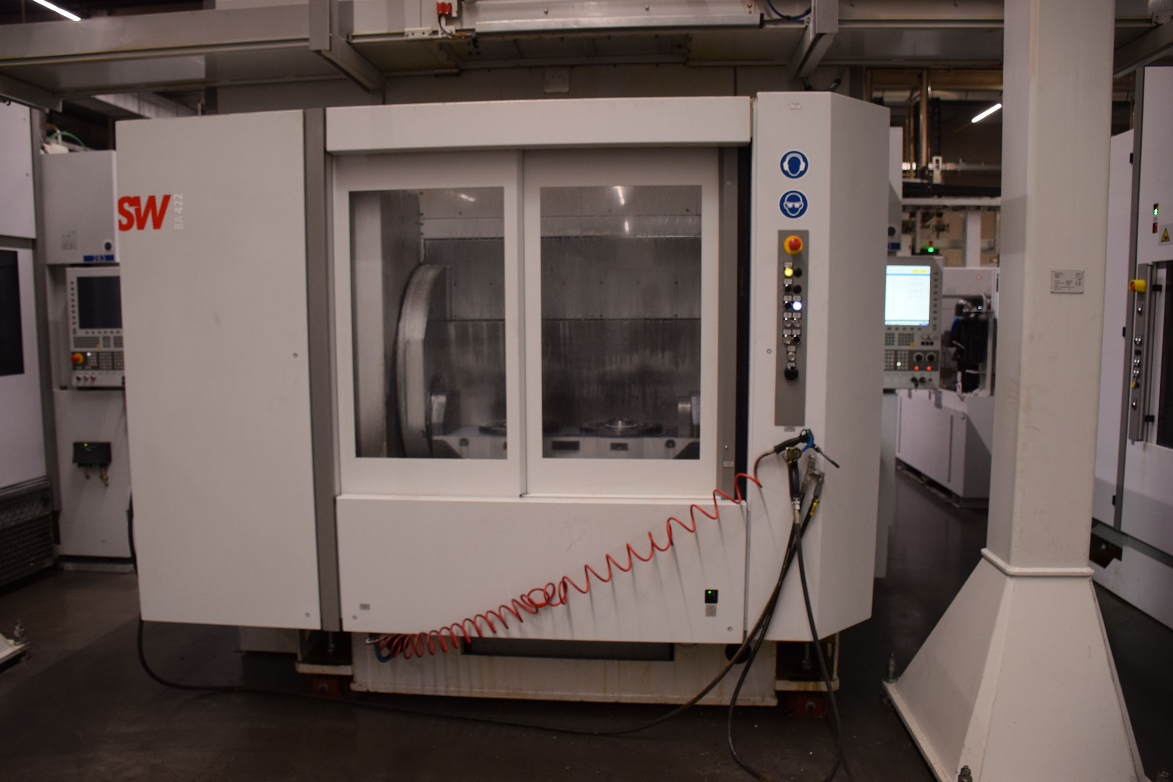 SW BA 422 5-Achsen-Doppelspindel-Bearbeitungszentrum BA2413, gebraucht