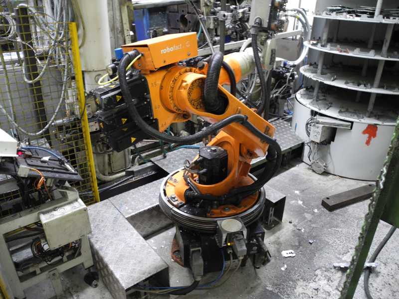Kuka KR 16-F  Foundry Roboter, gebraucht HR1814