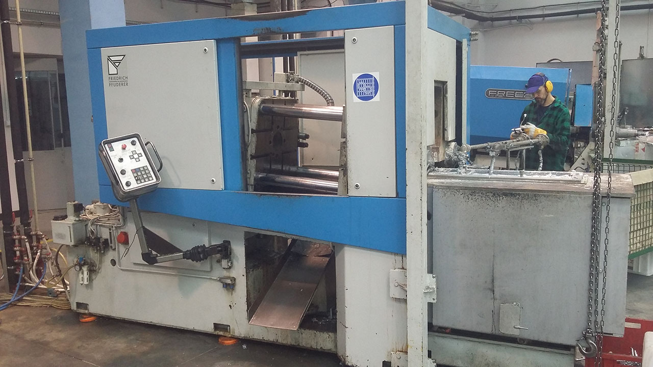 friedrich_pfuderer_hot_chamber_die_casting_machine_picture1 Friedrich + Pfuderer DMZ 80 Warmkammer Druckgießmaschin WK1396, gebraucht