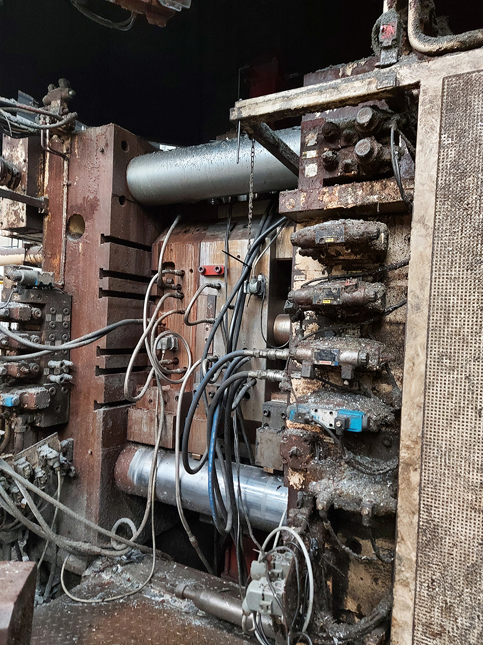 M-uller-Weingarten-GDK-1750-cold-chamber-die-casting-machine-KK1585-p4 Müller Weingarten GDK 1750 Kaltkammer Druckgießmaschine KK1585, gebraucht