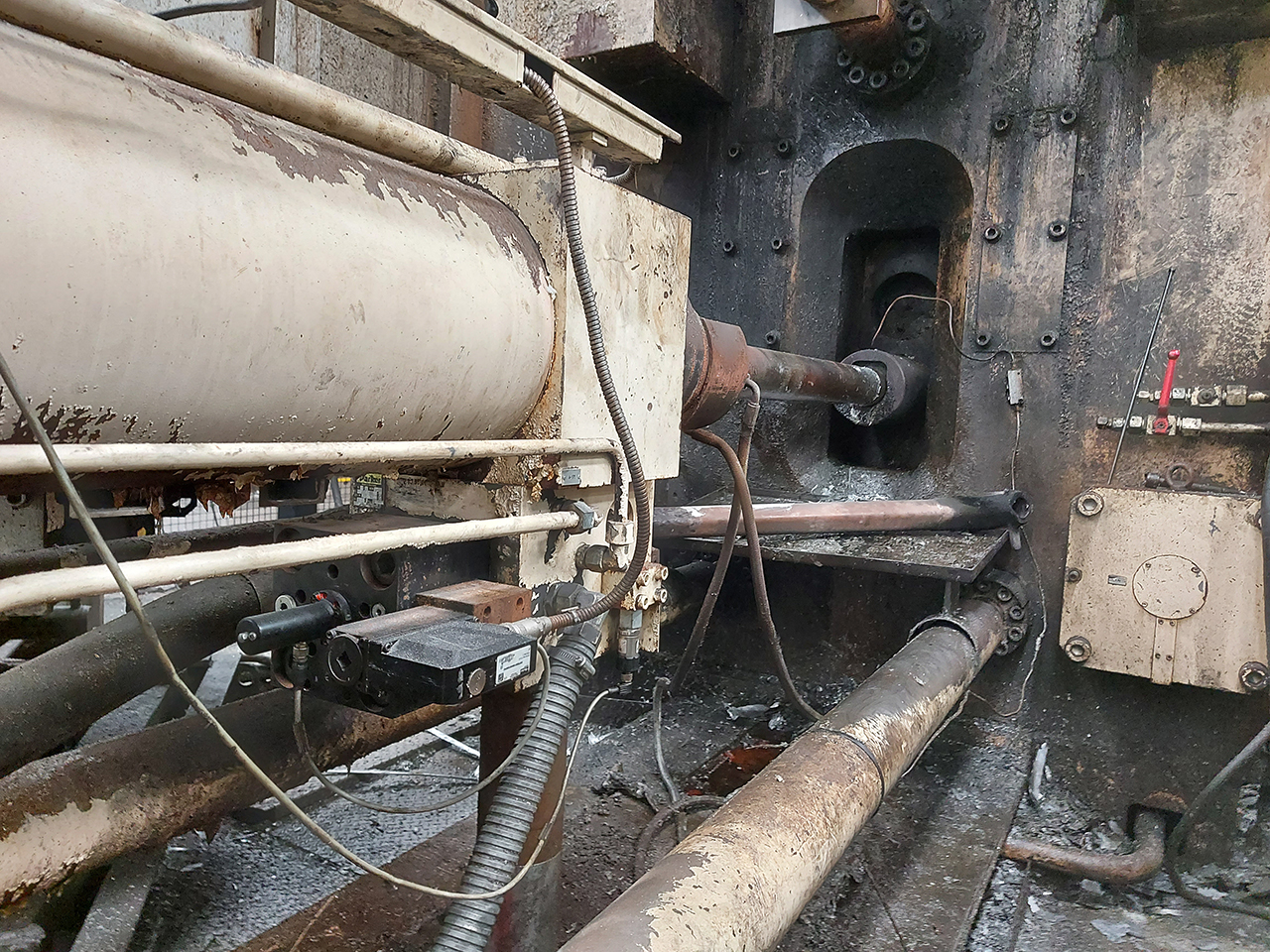M-uller-Weingarten-GDK-1750-cold-chamber-die-casting-machine-KK1585-p6 Müller Weingarten GDK 1750 Kaltkammer Druckgießmaschine KK1585, gebraucht