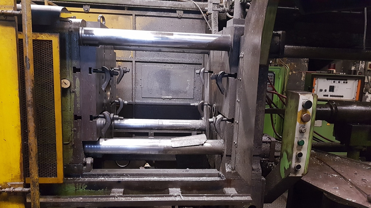 Frech-DAK-200-H-cold-chamber-die-casting-machine-KK1503-p2 Frech DAK 200 H Kaltkammer-Druckgießmaschine KK1503 gebraucht