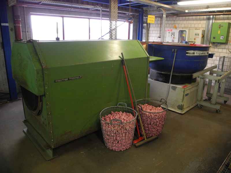 6ee274ea37ba7837e2b3b5a122c303b7 Walther Trowal CA600 Rundvibrator Gleitschleifzentrum, gebraucht