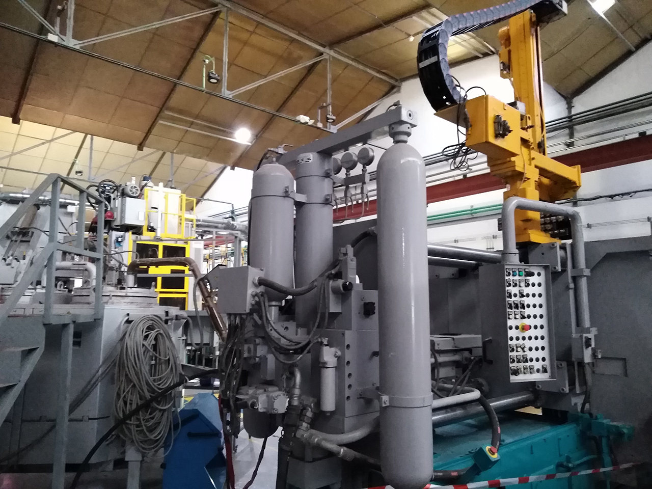 Idra-OL-560-PRP-cold-chamber-die-casting-machine-KK1601-p6 Idra OL 560 PRP Kaltkammer Druckgießmaschine KK1601, gebraucht