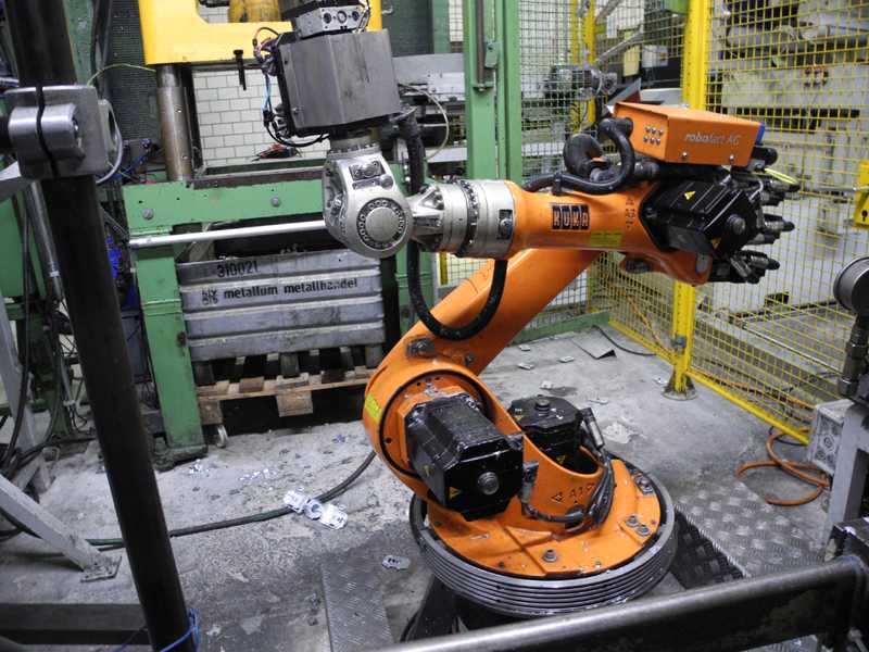 Kuka KR 16-F  Foundry Roboter, gebraucht HR1814