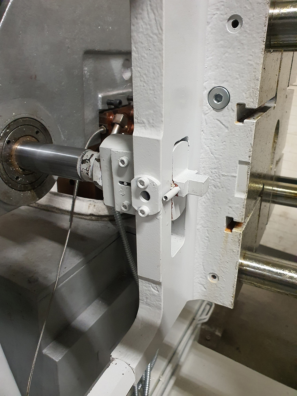 overhaul-retrofit-Frech-DAW-20-S-hot-chamber-die-casting-machine-p7 Überholung von Frech DAW 20 Warmkammer Druckgießmaschine