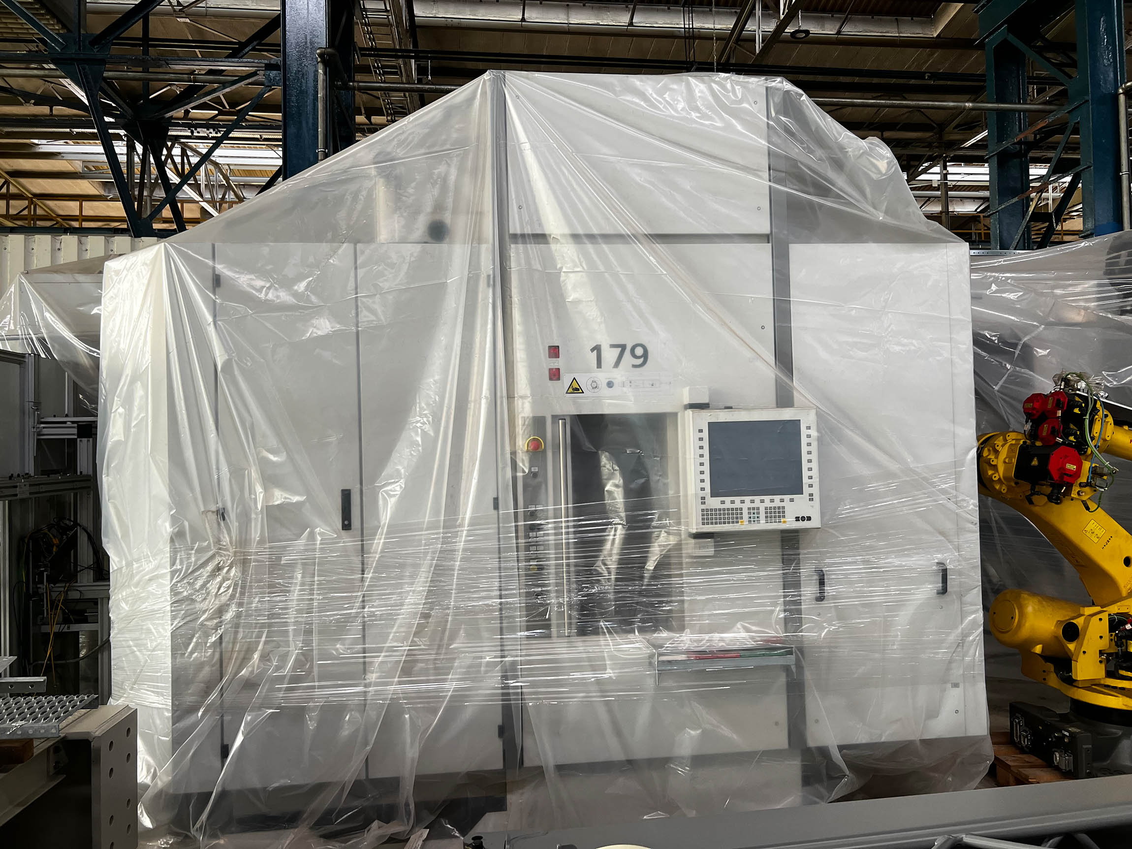 SW BA W06-22 5-Achsen-Doppelspindel-Bearbeitungszentrum BA2409, gebraucht