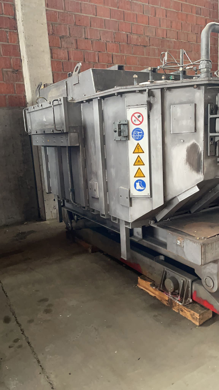 ZPF Foundry 4 TD3150SC Dosierofen O1744, gebraucht ZPF Foundry 4 TD3150SC Dosierofen O1744, gebraucht