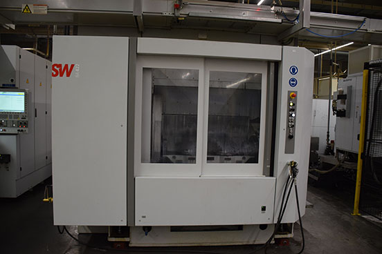 SW BA 422 5-Achsen-Doppelspindel-Bearbeitungszentrum BA2414, gebraucht