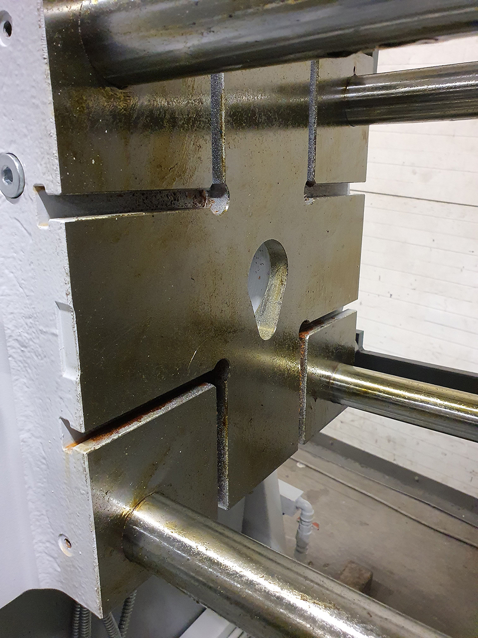 overhaul-retrofit-Frech-DAW-20-S-hot-chamber-die-casting-machine-p4 Überholung von Frech DAW 20 Warmkammer Druckgießmaschine