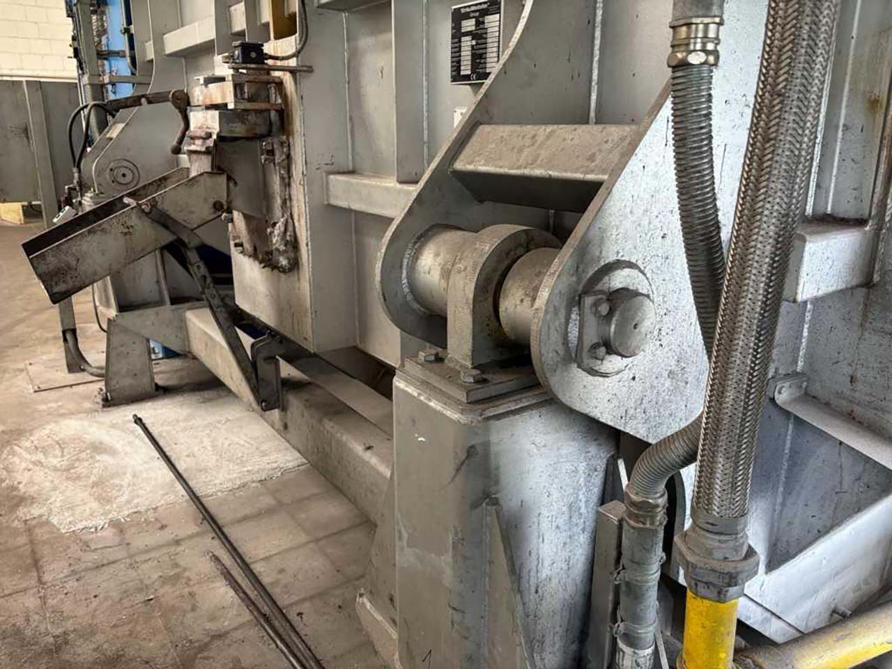 StrikoWestofen MH II-T 3000/2000 G-eg Plus+ Schmelz- und Warmhalteofen O1843, gebraucht StrikoWestofen MH II-T 3000/2000 G-eg Plus+ Schmelz- und Warmhalteofen O1843, gebraucht